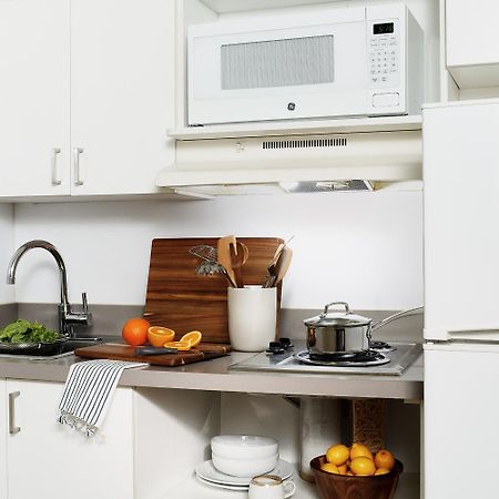 Intown Suites Extended Stay Louisville Ky - Wattbourne Lane Екстериор снимка